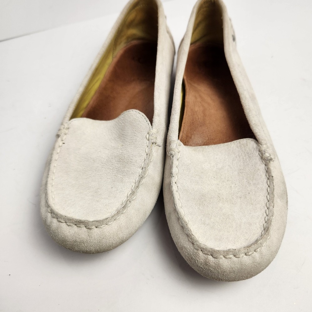 Ugg Women's Ivory Suede Casual Comfy Loafers Size 7 - Picture 6 of 8